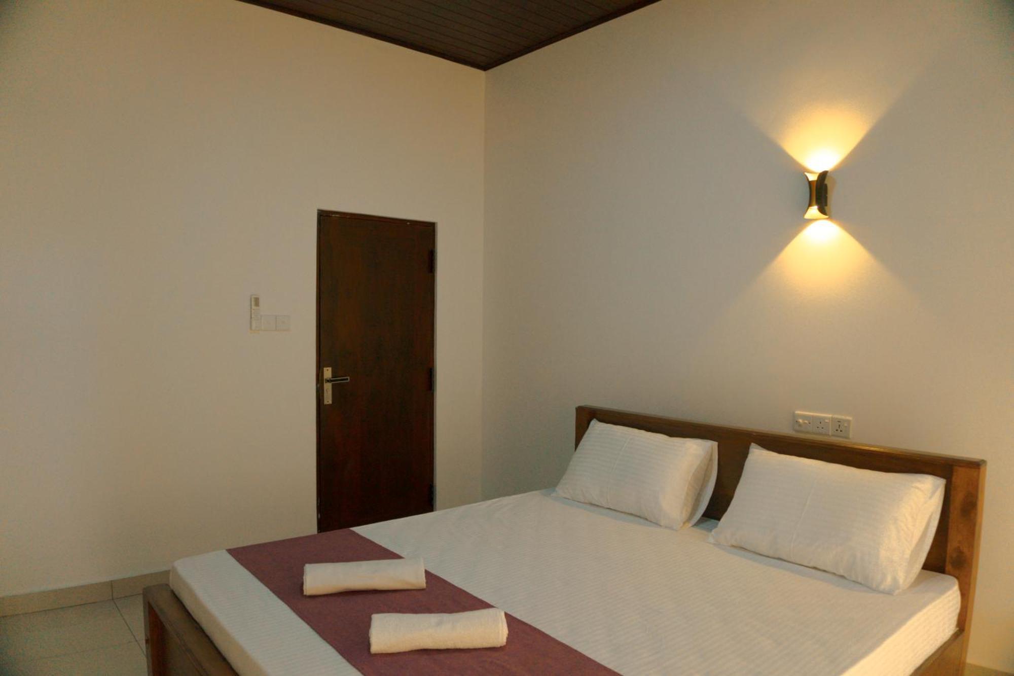 Wilpattu Restaurant & Guest House Pahala Maragahawewa المظهر الخارجي الصورة
